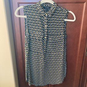 2/$15 Le Chateau Long Sleeveless Top Size Small